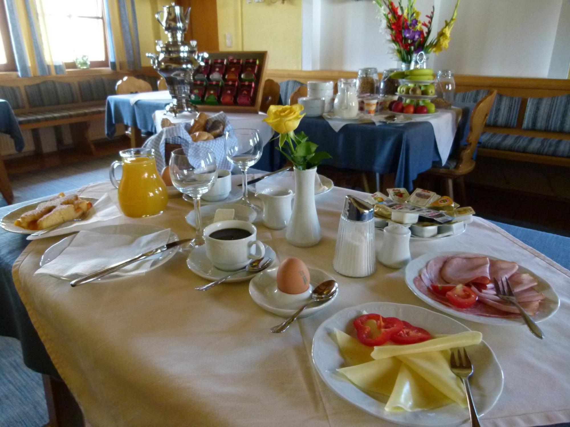 ברגהיים Hotel Fischachstubn מראה חיצוני תמונה