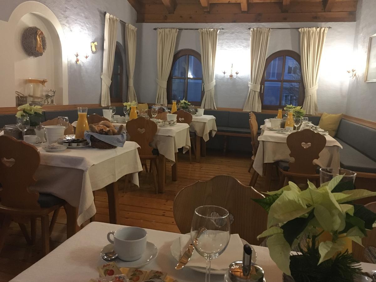 ברגהיים Hotel Fischachstubn מראה חיצוני תמונה